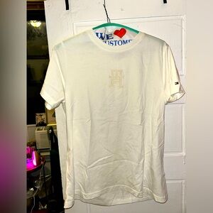 EMBROIDERED TOMMY HILFIGER TEE